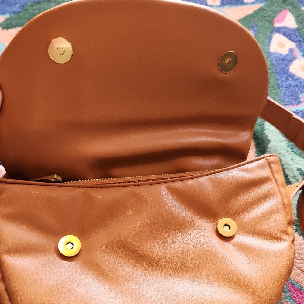 Free People Coney Vegan Crossbody - Picture 3 of 11
